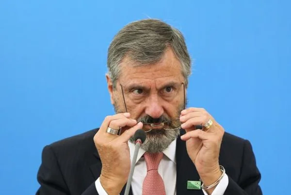 Não há “nenhuma” chance de recuo em indulto natalino, diz ministro