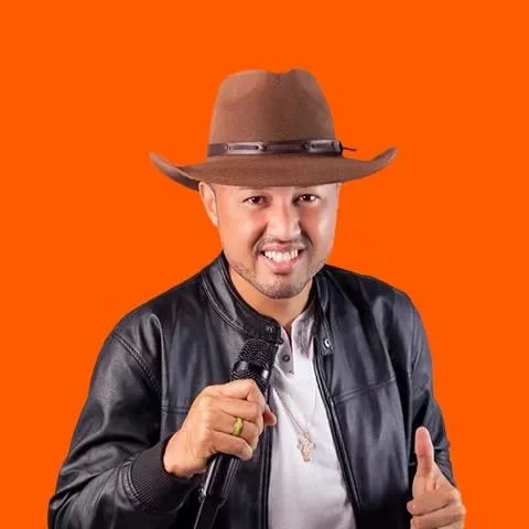 Paraibano viraliza após fazer show sem público: “Ficha não caiu”