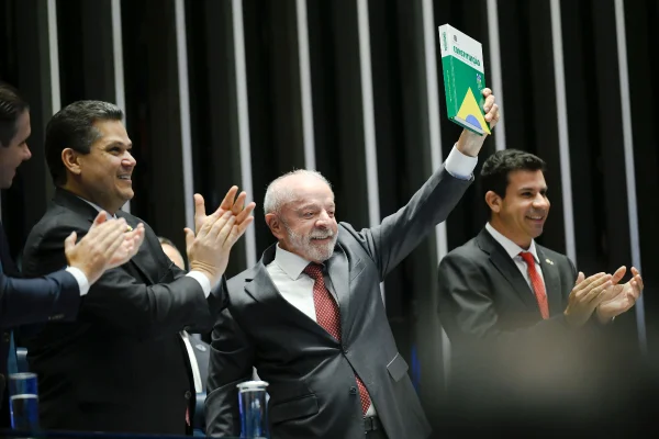 Lula e Alcolumbre