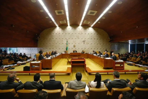 Supremo retoma julgamento da criminalização da homofobia