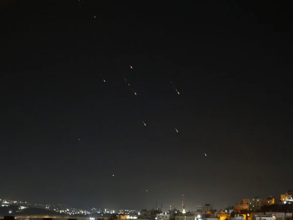 Ataque aéreo em tel Aviv, capital de Israel