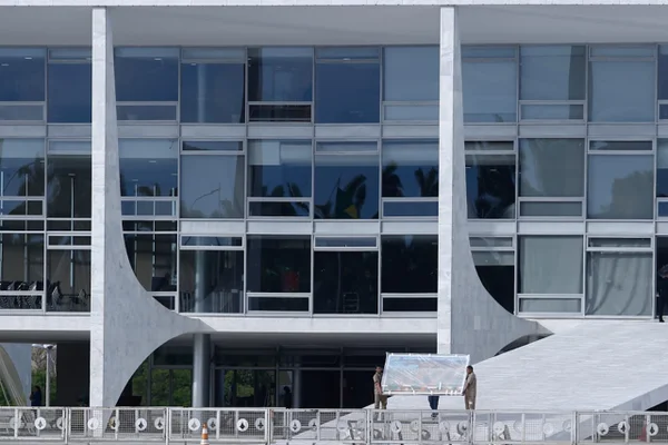 Ministros divergem de orientação do Planalto para redes na eleição - destaque galeria Ministros divergem de orientação do Planalto para redes na eleição - destaque galeria