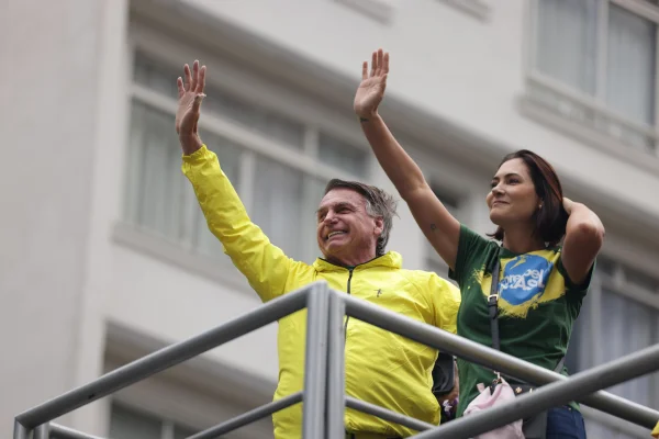 /michelle-bolsonaro-apoia-eduardo-2026-make-brazil-great-again/