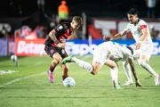 Palmeiras e Vitória se enfrentaram no Barradão Palmeiras e Vitória se enfrentaram no Barradão