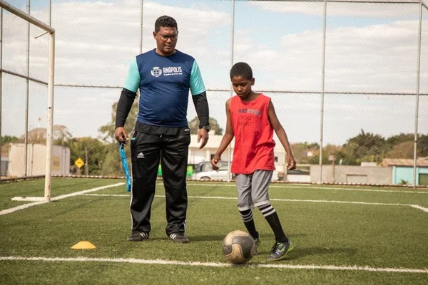 Iniciação esportiva já atendeu mais de 3,5 mil alunos em Anápolis (GO)