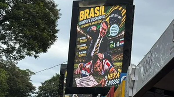 Flávio se manifesta sobre outdoor de Bolsonaro agredindo Gustavo Gómez