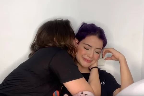 Youtuber Vee Castro acusa ex-BBB de estupro: “Não consegui denunciar”