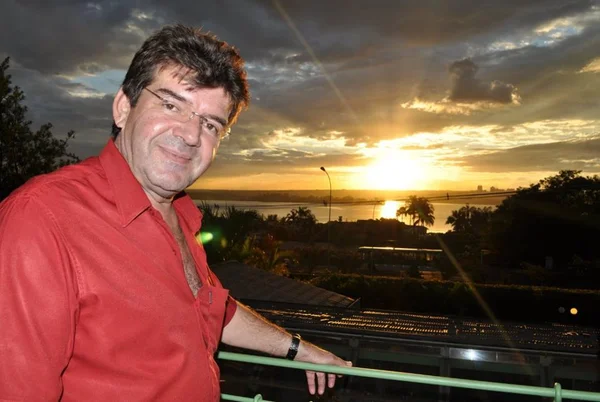 Morre o jornalista Humberto Valadares, aos 58 anos