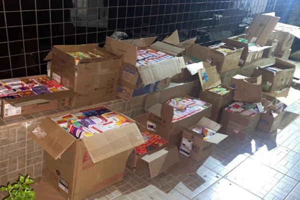 Polícia apreende carga ilegal de remédios em Goiás avaliada em R$ 300 mil