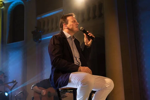 Padre Ezequiel: “Deus quer que nós sejamos felizes, e não religiosos”