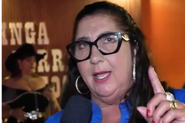 Mãe de Virginia entrega a primeira atração da festa de Maria Alice
