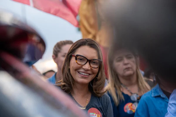 Juíza pede que a AGU explique o motivo de representar Janja judicialmente - destaque galeria Juíza pede que a AGU explique o motivo de representar Janja judicialmente - destaque galeria