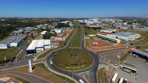 GO: Aparecida regulariza terrenos de empresas do Polo Empresarial