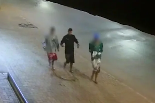 Jovem de 18 anos é preso após espancar homem confundido com estuprador