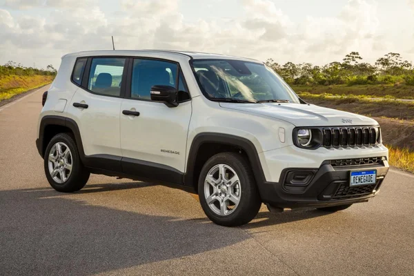 Jeep Renegade ganha versão de entrada ‘completa’