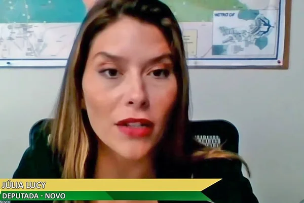 PCDF manda oficiar deputada Júlia após fala sobre “esquema na polícia”
