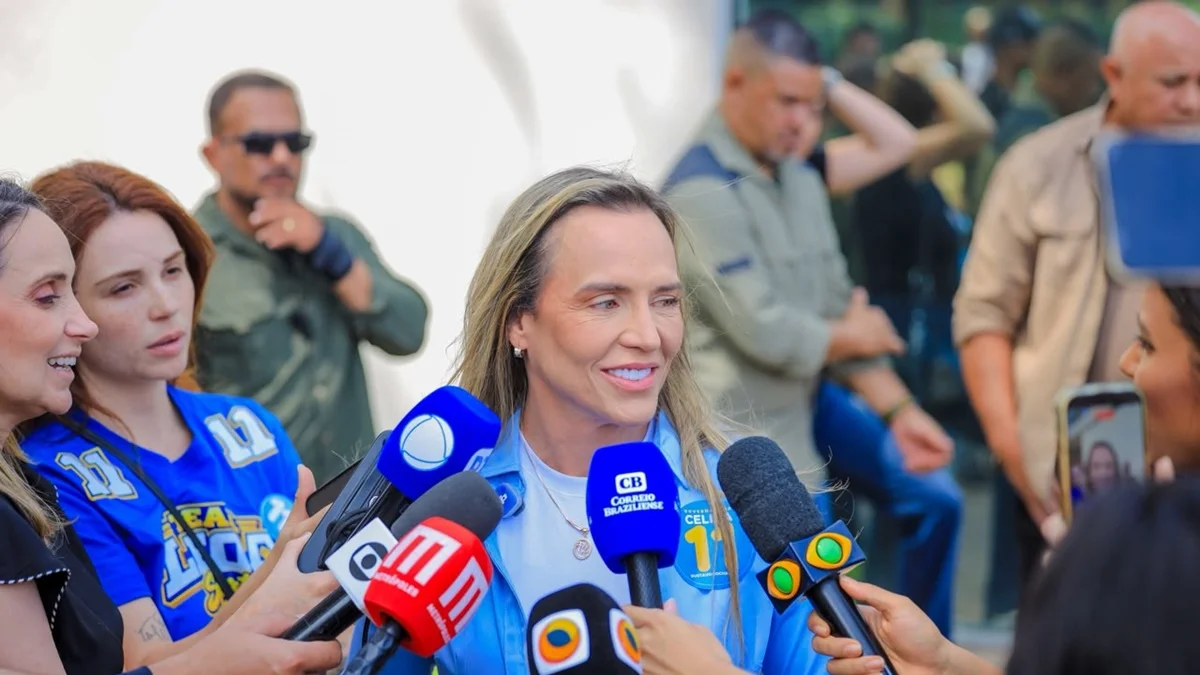 Celina anuncia Centro de Referência da Educação e obras no Pôr do Sol
