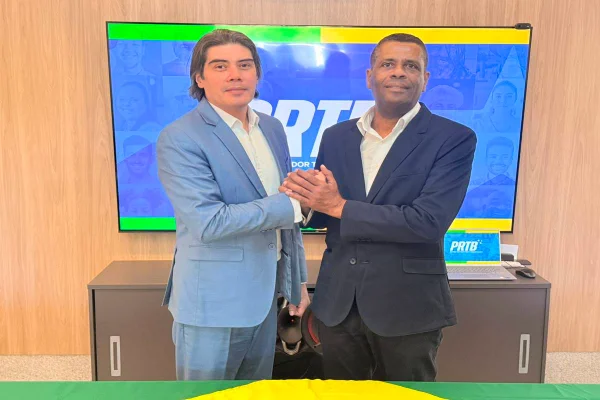 PRTB lança candidato ao GDF e anuncia Henrique Barack Obama ao Senado