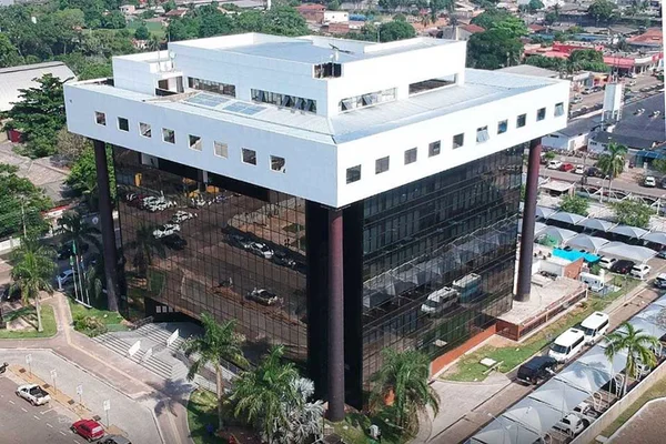Tribunais oferecem mais de 500 vagas com salários de até R$ 35 mil