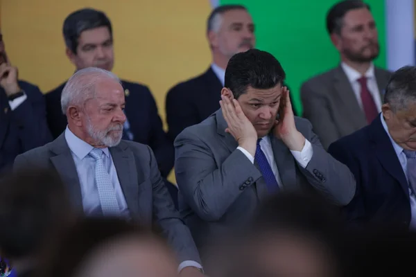 Alcolumbre falta a evento, e Planalto vê novo sinal de distanciamento