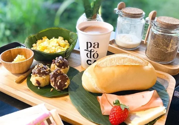 Café da manhã da Padóca, café em Brasília, em tábua - Metrópoles