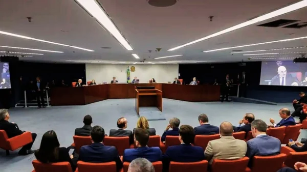Julgamento do Golpe: a batalha do STF contra fake news
