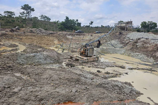 imagem colorida de operações contra o garimpo ilegal em cidades da amazônia