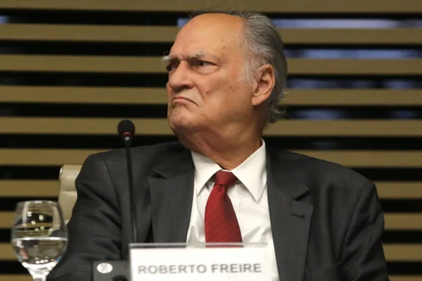 Roberto Freire, Presidente Nacional do Cidadania acompanha a A candidata à presidência da República, Simone Tebet (MDB) participa de debate na Fiesp em São paulo 5Roberto Freire, Presidente Nacional do Cidadania - Metrópoles