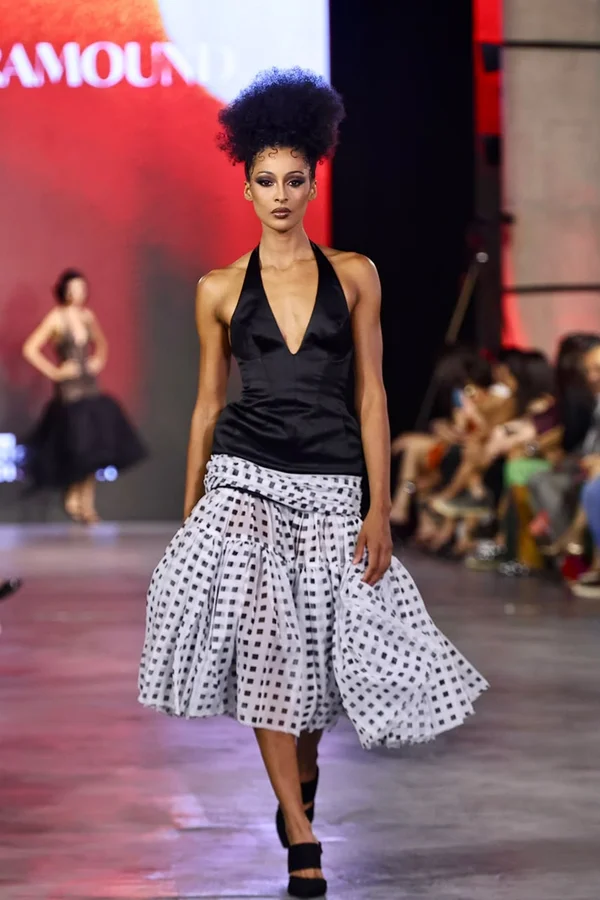 Zinc, Meu Kimô e Sacramound abrem passarela do Metrópoles Catwalk - destaque galeria
