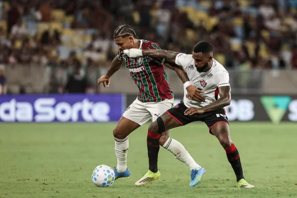 No Maracanã, Fluminense e Vitória empatam pelo Campeonato Brasileiro