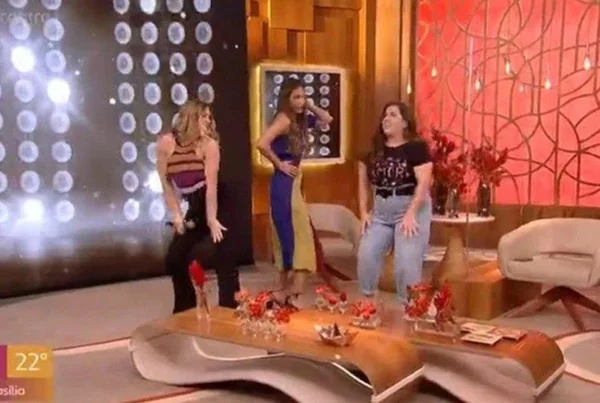 Patrícia Poeta dança é o Tchan com Sheila Mello