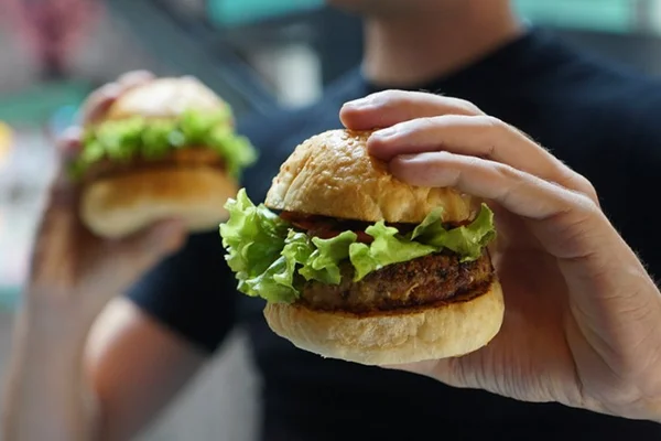 Dia do hambúrguer: 21 opções de delivery para comemorar a data