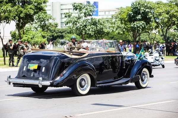 Do traje à faixa presidencial. Confira curiosidades sobre a posse