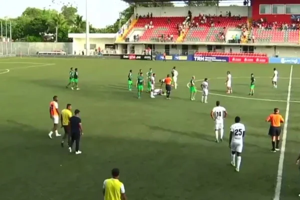 Terremoto de mais de 6 graus interrompe jogo no Panamá; assista