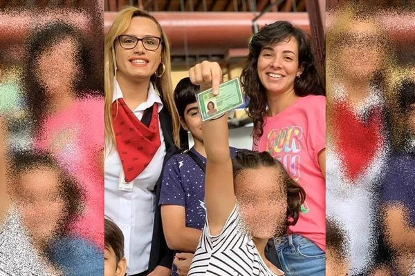Menina trans de 9 anos tira RG com nome social