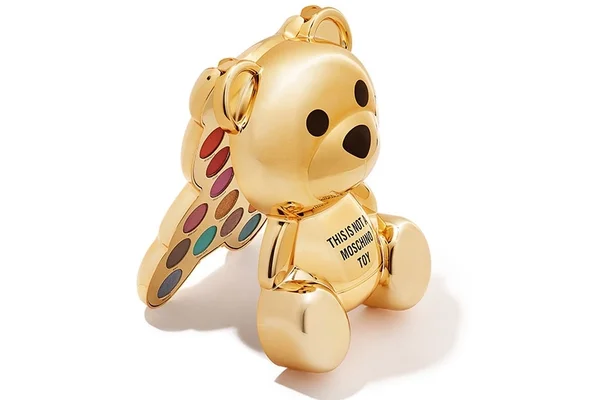 Conheça a coleção fofíssima de maquiagem da Moschino