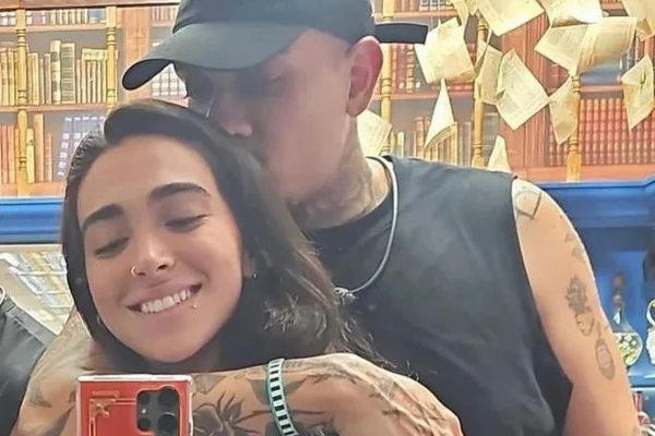 MC Binn e Giovanna em um dos momentos dentro do BBB24 - Metrópoles