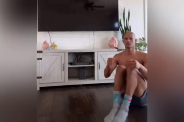 Light Skin Yogi