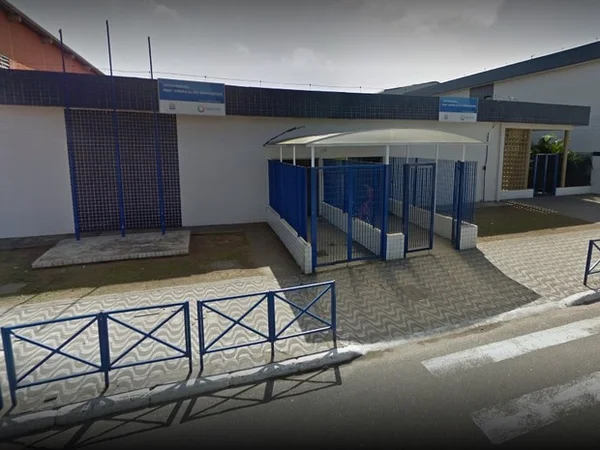 Mãe agride professora ao flagrar chinelada no filho: “fiquei louca”