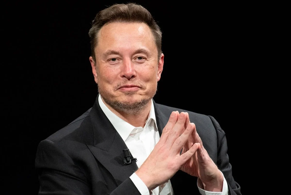 Elon Musk está perto de se tornar o primeiro trilionário do mundo