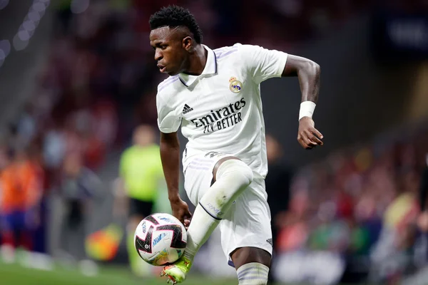 Jogador do Mallorca provoca e diz que Vini Jr usa “coringa do racismo”