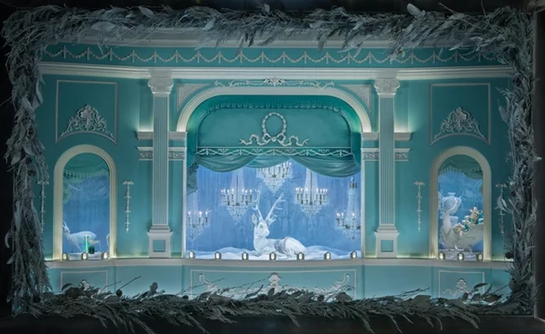Bonequinha de Luxo: Tiffany & Co. abre café em Nova York