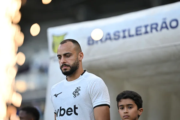 Em má fase, Botafogo inicia sequência contra líderes do Brasileirão