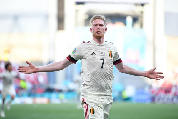 De Bruyne entra e vira jogo para Bélgica sobre a Dinamarca na Euro