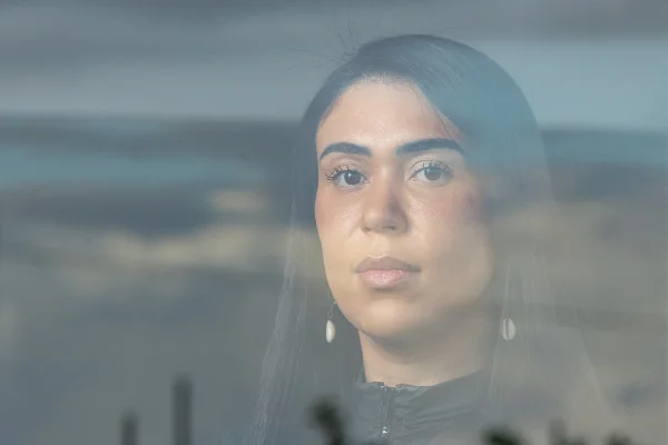 “Eu sobrevivi”: mulheres detalham como é escapar de um feminicídio