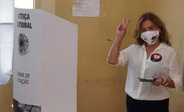Maria Lúcia Cardoso, prefeita de Pitangui