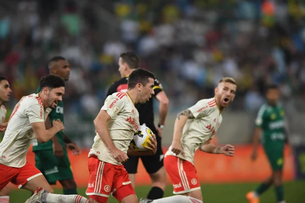 Em jogo quente, Cuiabá e Internacional empatam na Arena Pantanal