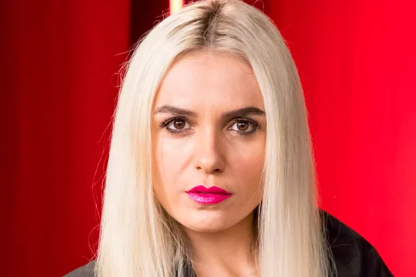 Monica Iozzi participa de evento voltado à cultura digital em São Paulo