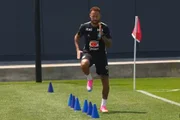 Copa: Neymar participa de treino com grupo e bola nesta quarta (17/6) - imagem 3 Copa: Neymar participa de treino com grupo e bola nesta quarta (17/6) - imagem 3