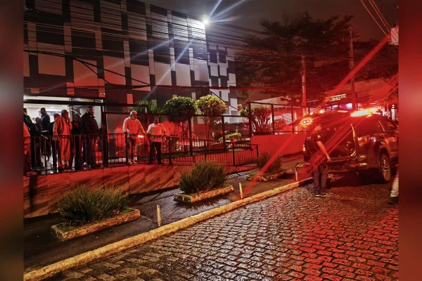 Foragido, segurança de vereador é preso pela PF em Câmara Municipal no RJ